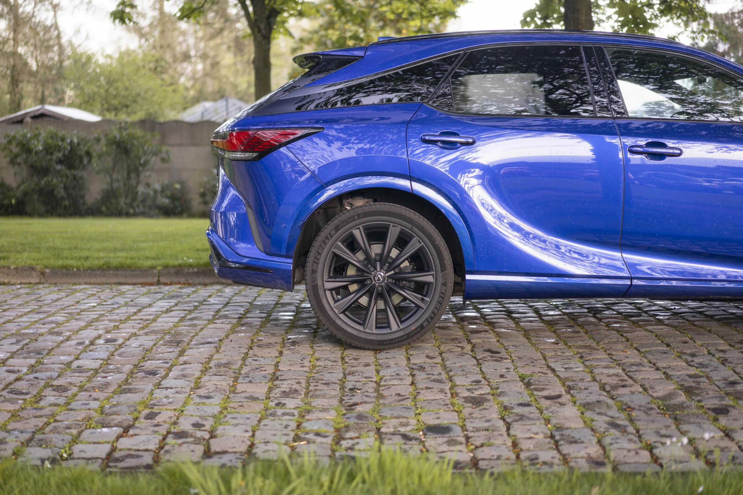 Lexus RX 500h, the Japanese flagship — Car Journalism